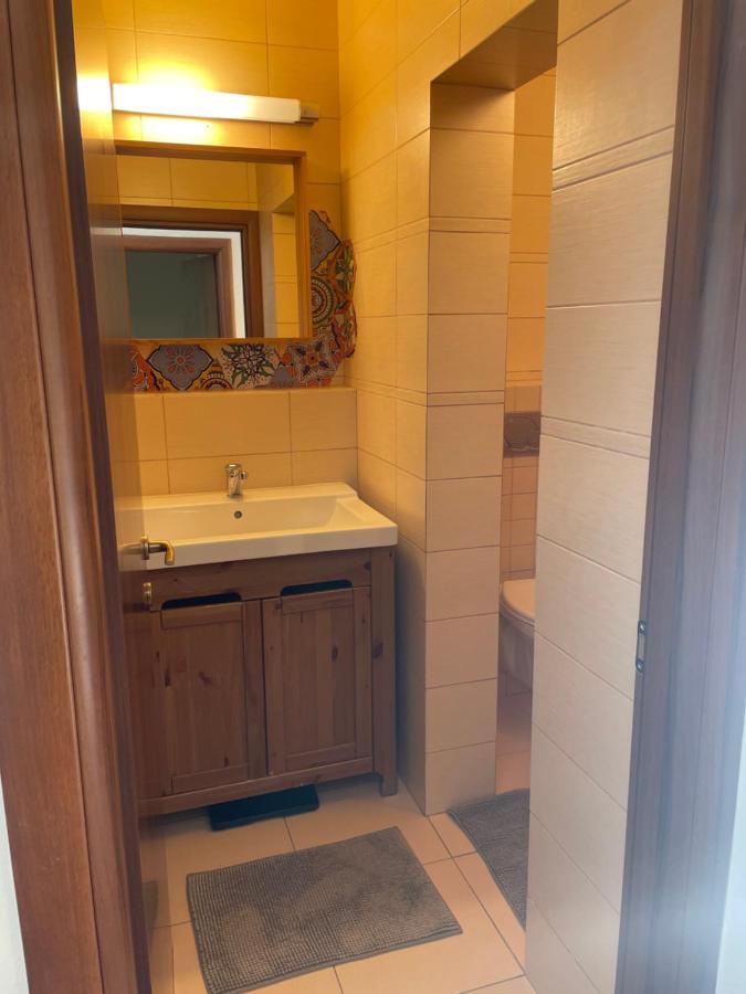 70M2 Romantic Living In The Old Town With Garden Bratislava Buitenkant foto