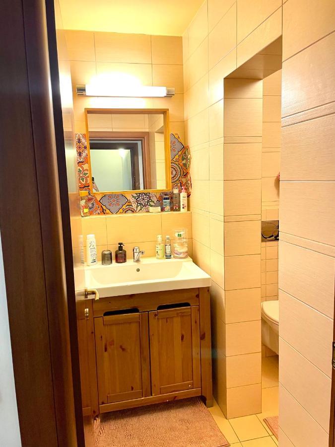 70M2 Romantic Living In The Old Town With Garden Bratislava Buitenkant foto