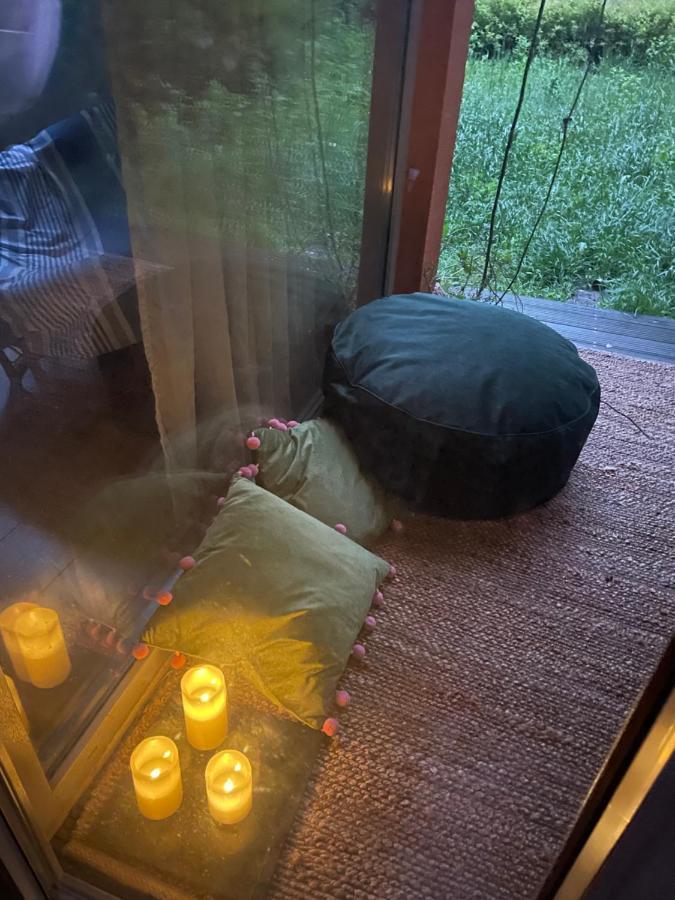 70M2 Romantic Living In The Old Town With Garden Bratislava Buitenkant foto