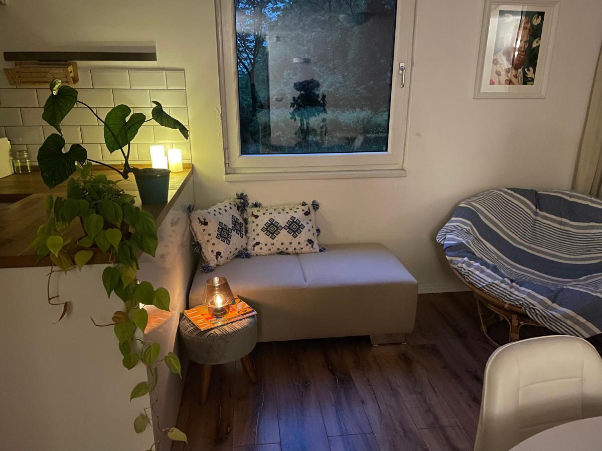 70M2 Romantic Living In The Old Town With Garden Bratislava Buitenkant foto