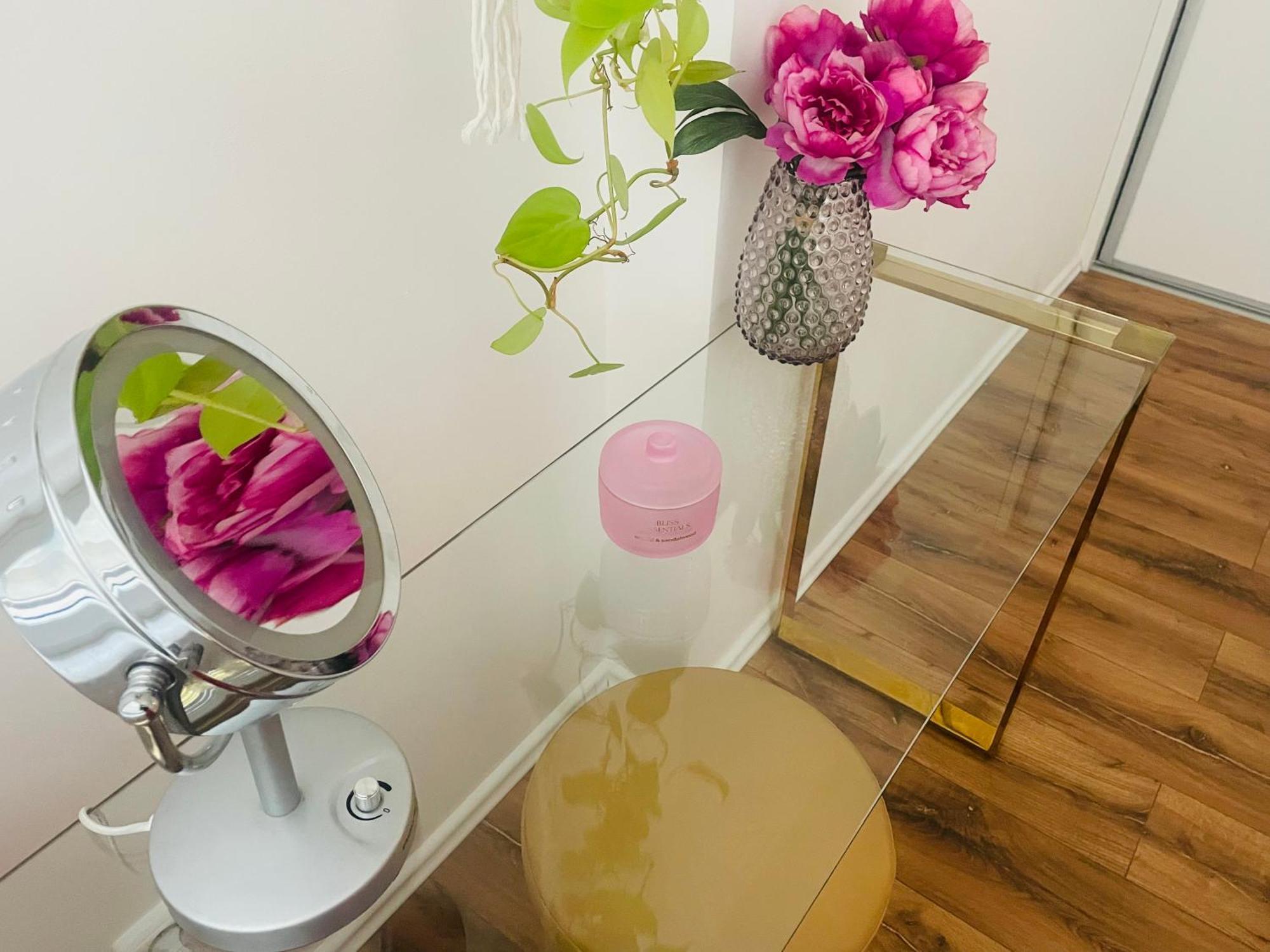 70M2 Romantic Living In The Old Town With Garden Bratislava Buitenkant foto